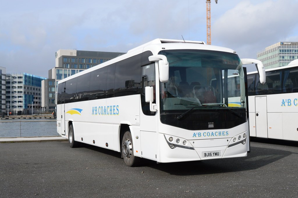 A2B Coaches luxury coach